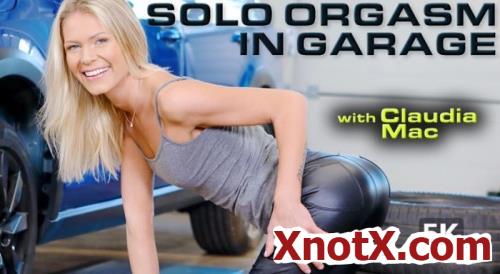 Solo orgasm in garage / Claudia Mac / 13-01-2020 [3D/UltraHD 4K/2700p/MP4/2.20 GB] by XnotX