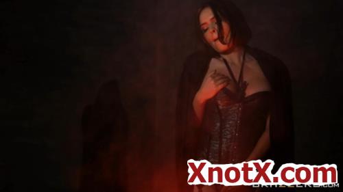 Krissy Lynn MILF Witches: Part 2 / Krissy Lynn / 27-10-2019 [SD/400p/MP4/272 MB] by XnotX