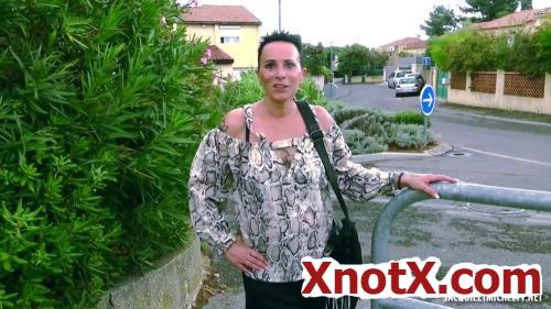 Chana / Chana, 49 years old, family helper in Liege! (FullHD/1080p) 13-09-2020