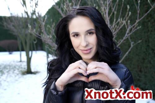Snowy Love / Alyssa Bounty / 17-05-2021 [3D/UltraHD 4K/3584p/MP4/13.0 GB] by XnotX