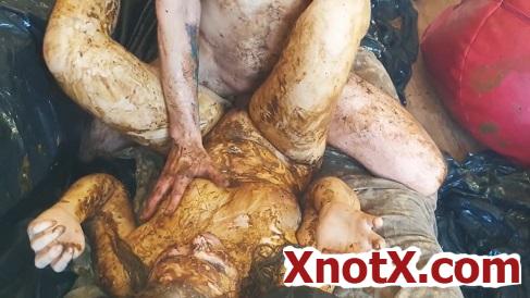Scat Extreme Pissing And Fuck Foursome Russians / 05-01-2022 [FullHD/1080p/MP4/2.63 GB] by XnotX