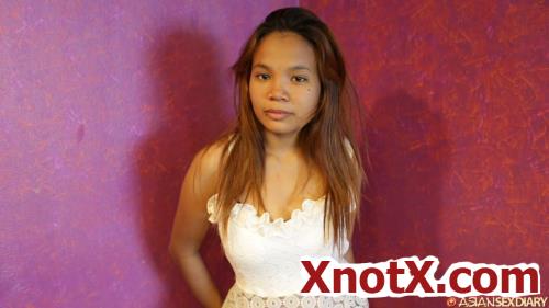 May / May: Cute 18yo Thai girl-next-door, fresh from the province! (FullHD/1080p) 10-01-2022