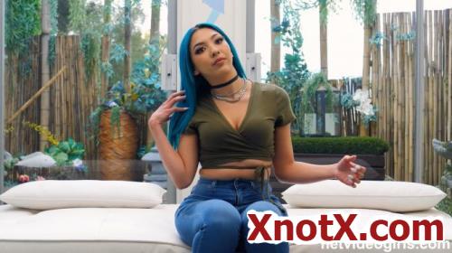 Blue-hair beauty on NVG / Beverly / 11-02-2022 [FullHD/1080p/MP4/2.48 GB] by XnotX