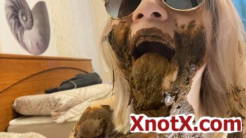 I chew and smear shit, nausea / p00girl / 11-05-2022 [FullHD/1080p/MOV/1.07 GB] by XnotX