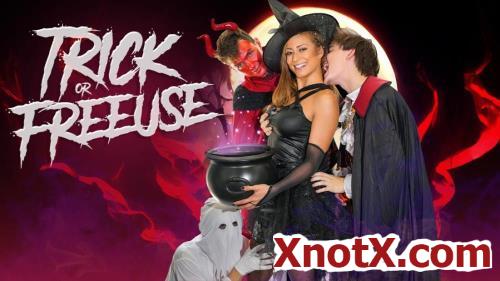 Trick or Freeuse / Cassie Del Isla / 06-11-2022 [FullHD/1080p/MP4/1.35 GB] by XnotX