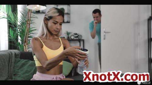 Breast Pump / Veronica Leal / 29-06-2024 [SD/540p/MP4/182 MB] by XnotX